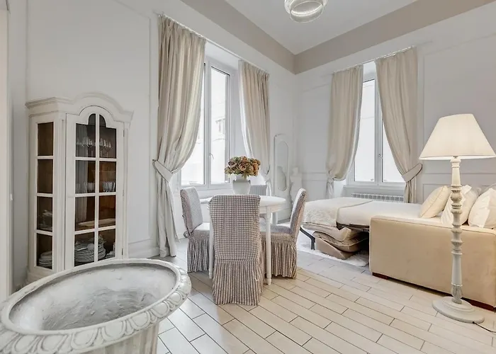 Trevi Linda Apartment- Your Italian Holidays * Roma