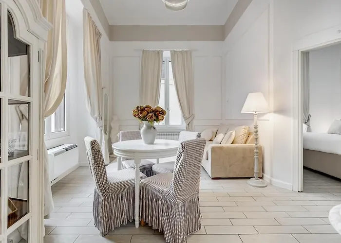 Trevi Linda Apartment- Your Italian Holidays Rome