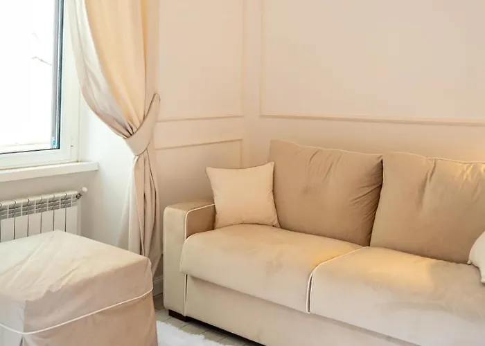 Trevi Linda Apartment- Your Italian Holidays * רומא