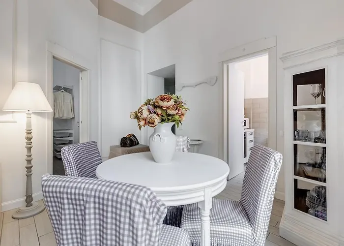 Trevi Linda Apartment- Your Italian Holidays * רומא