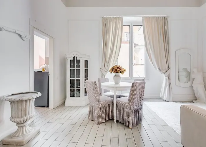 Trevi Linda Apartment- Your Italian Holidays דירה *