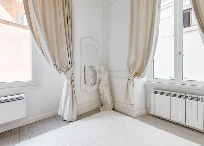 Trevi Linda Apartment- Your Italian Holidays דירה *