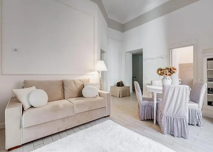 Trevi Linda Apartment- Your Italian Holidays * רומא