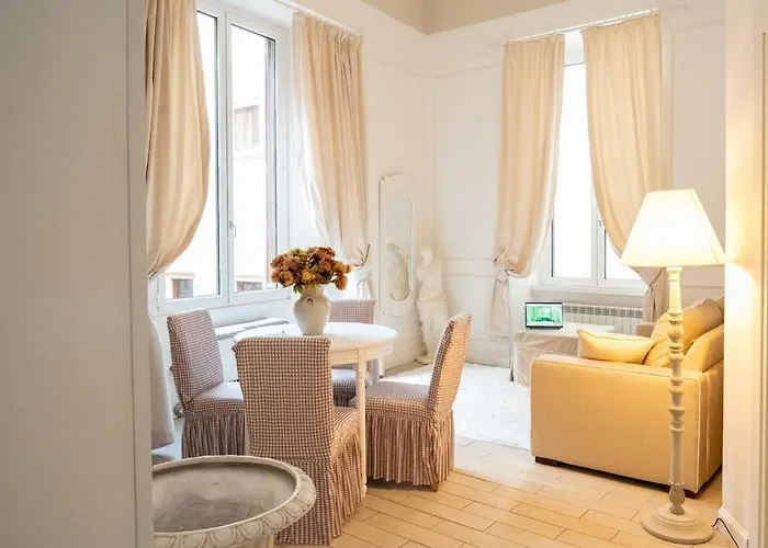 Trevi Linda Apartment- Your Italian Holidays Řím