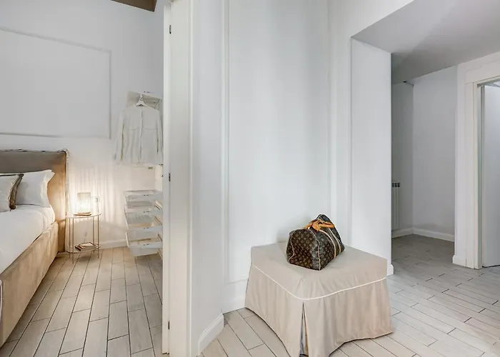 Trevi Linda Apartment- Your Italian Holidays דירה